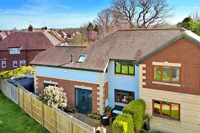 4 Bedroom Semi-Detached House For Sale In The Mead, Beaconsfield, Buckinghamshire, HP9