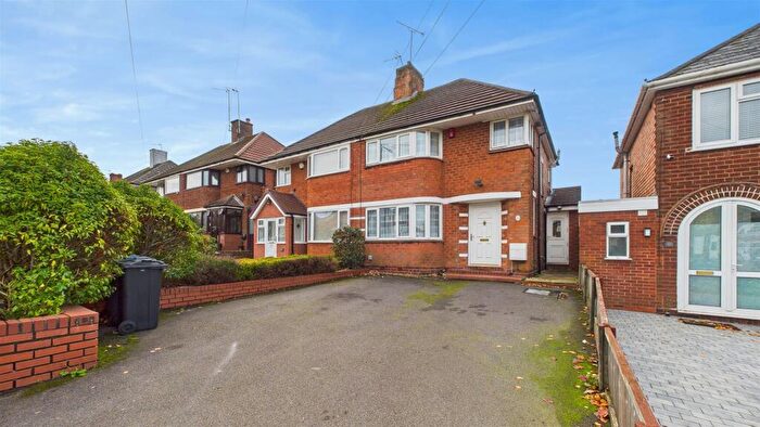 3 Bedroom House For Sale In Ridgacre Road, Quinton, Birmingham, B32
