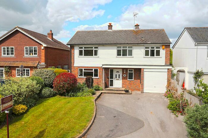 4 Bedroom Detached House To Rent In Station Road, Isfield, TN22