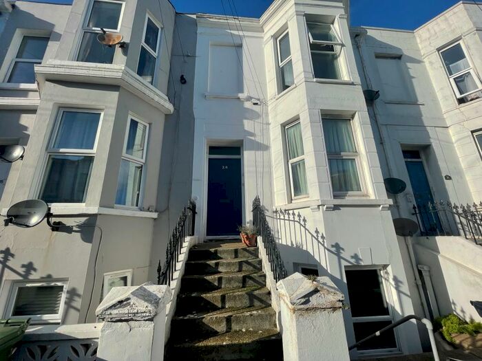 1 Bedroom Flat To Rent In Ceylon Place, BN21