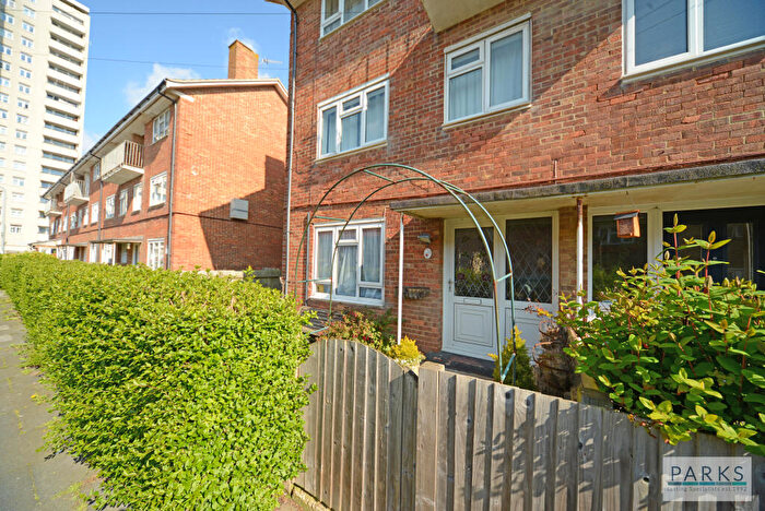 2 Bedroom Apartment To Rent In Essex Street, Brighton, East Sussex, BN2