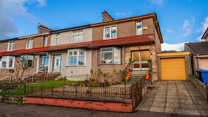 3 Bedroom Semi Detached House For Sale In Kinmount Avenue, Kings Park, Glasgow, G44