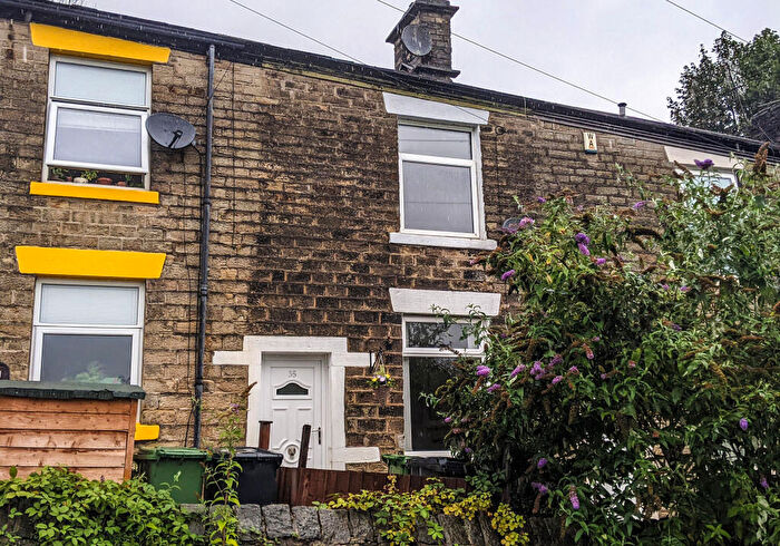 2 Bedroom Terraced House To Rent In Vale Side, Mossley, OL5