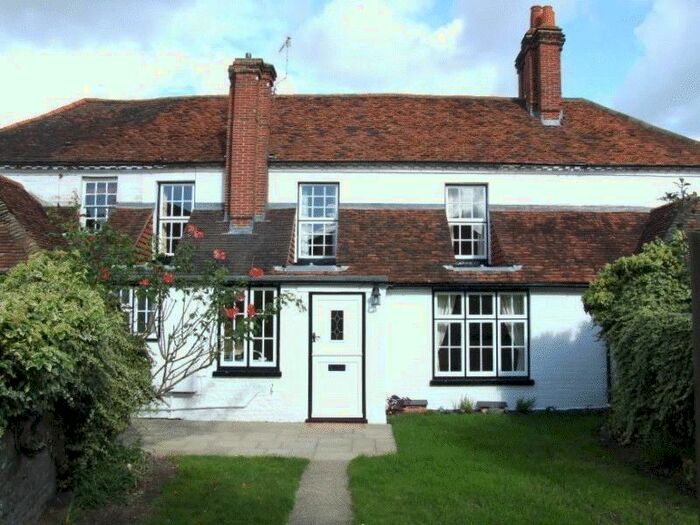 3 Bedroom Terraced House To Rent In Tottenham Road, Godalming, GU7