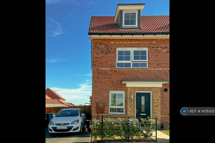 4 Bedroom Semi-Detached House To Rent In Len Pick Way, Bourne, PE10