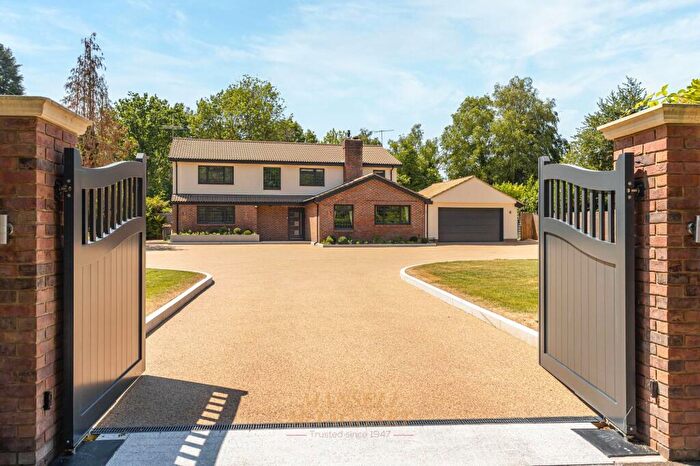 5 Bedroom Detached House For Sale In Domewood, Copthorne, RH10