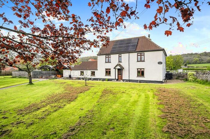 3 Bedroom Detached House For Sale In Stone-Edge Batch, Tickenham, Bristol, North Somerset, BS21