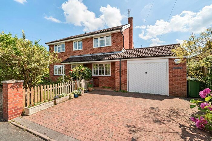 4 Bedroom Detached House For Sale In Leominster, Herefordshire, HR6