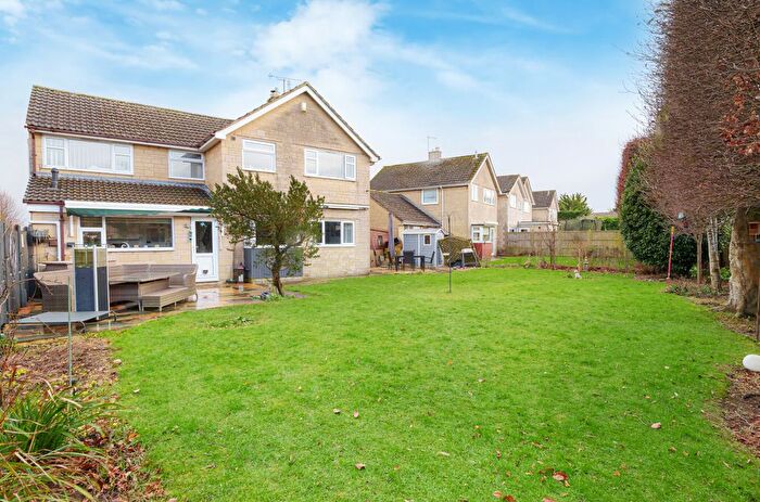 4 Bedroom Detached House For Sale In Besbury Park, Minchinhampton, Stroud, Gloucestershire, GL6
