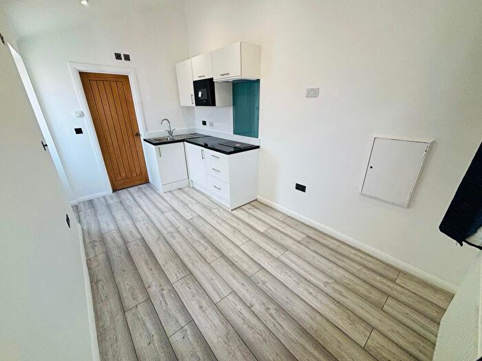 Studio To Rent In Padstow Avenue, MK6