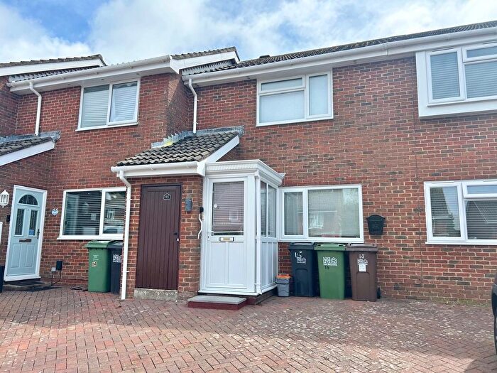 2 Bedroom Terraced House For Sale In Sunningdale Close, Bexhill-On-Sea, TN40