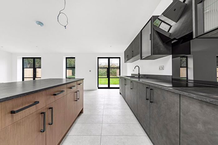 3 Bedroom Detached Bungalow For Sale In Parsonage Lane, Sidcup, DA14