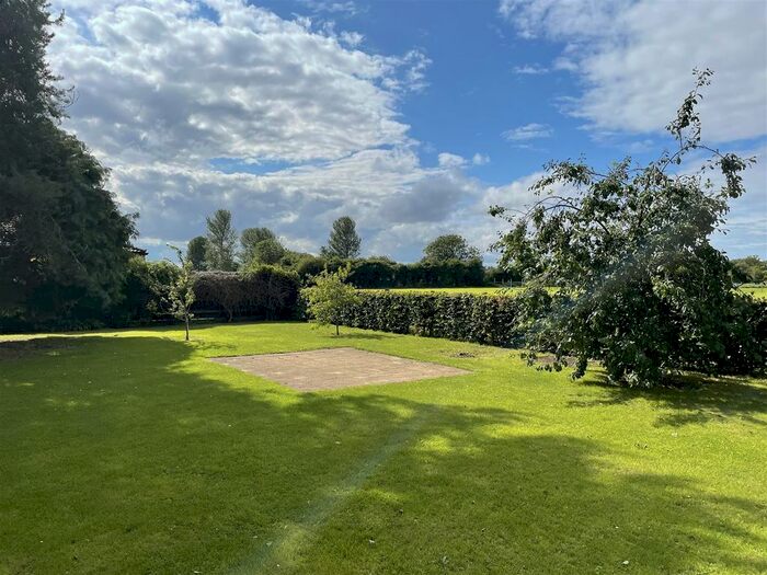 3 Bedroom Detached Bungalow To Rent In Church Lane, Marshchapel, Grimsby, DN36
