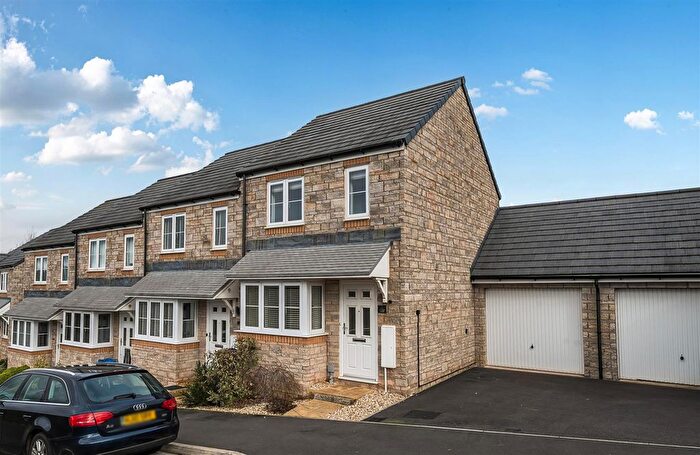 2 Bedroom Semi Detached House For Sale In Caxton Close, Paulton, Bristol, BS39