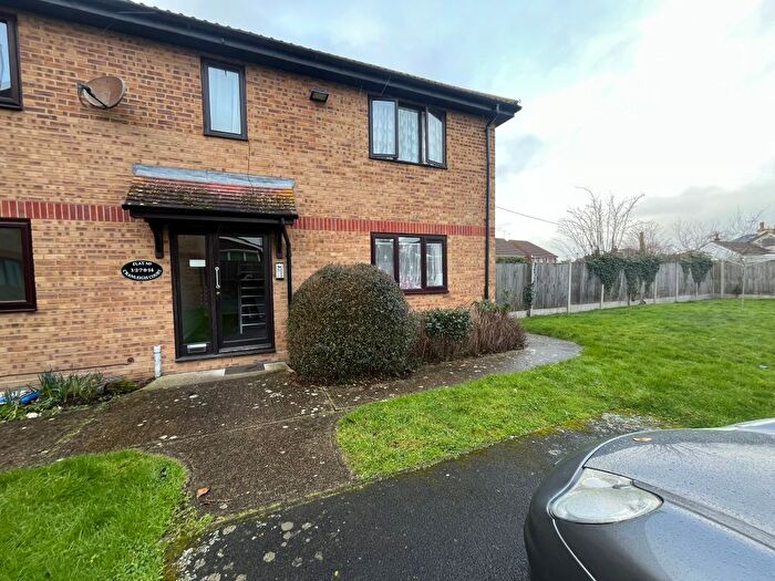 1 Bedroom Flat To Rent In Cranleigh Gardens, Whitstable, CT5