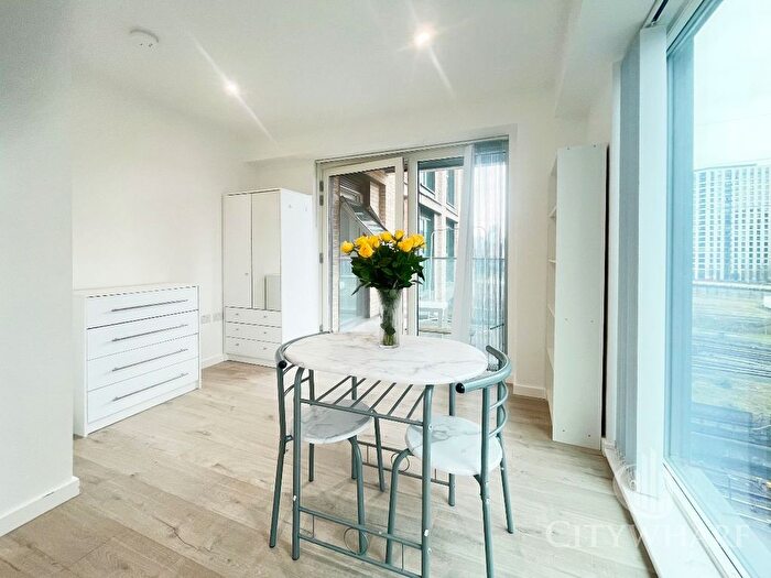 2 Bedroom Flat To Rent In Flat, Effra Gardens, Heartwell Avenue, London, E16