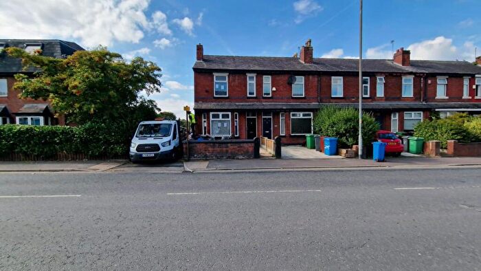 4 Bedroom End Of Terrace House To Rent In Broom Lane, Manchester, M19