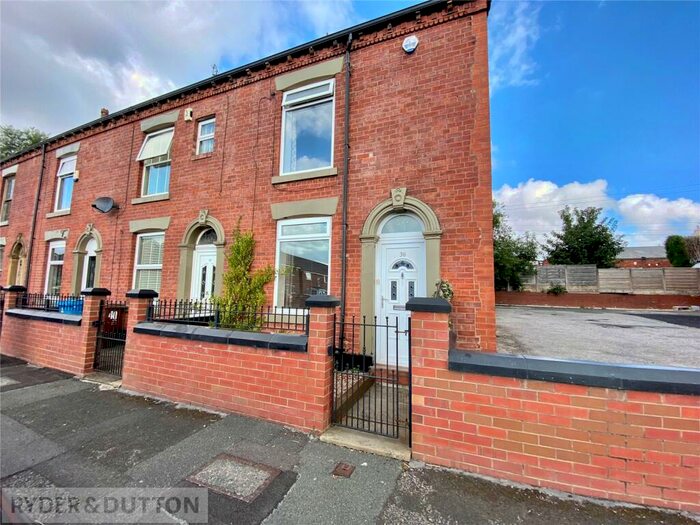 2 Bedroom End Of Terrace House To Rent In Neild Street, Hathershaw, Oldham, OL8