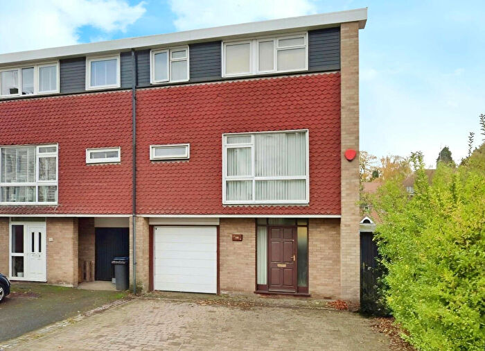 3 Bedroom Semi-Detached House To Rent In Old Dover Road, Canterbury, Kent, CT1