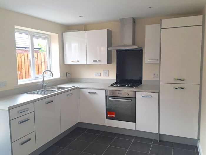 3 Bedroom Semi-Detached House To Rent In Dexters Grove, Nottingham, NG15