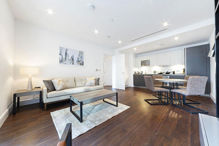 1 Bedroom Flat To Rent In Maine Tower, Canary Wharf, London, E14