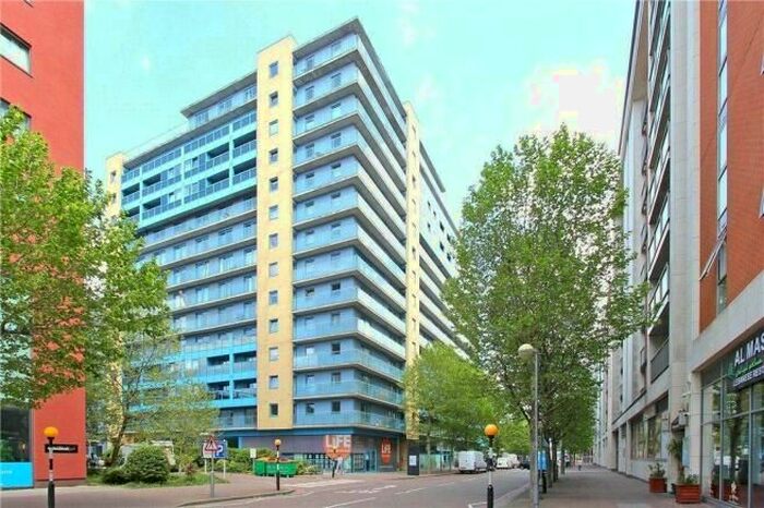 1 Bedroom Flat To Rent In Westgate Apartments, Western Gateway, Royal Victoria Dock, Excel, London, E16