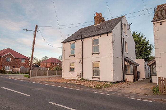 3 Bedroom Semi-Detached House For Sale In Manston Road, Manston, CT12