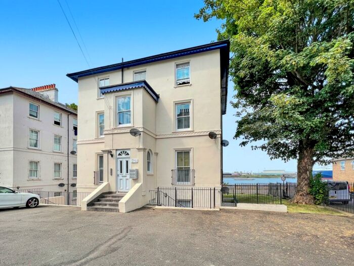 2 Bedroom Apartment To Rent In Lansdowne Square, Northfleet, Gravesend, Kent, DA11