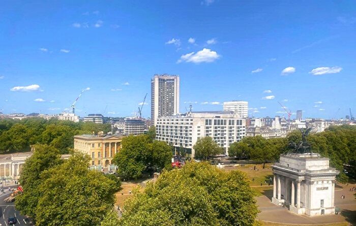 4 Bedroom Flat To Rent In Park Lane, Mayfair, London, W1K