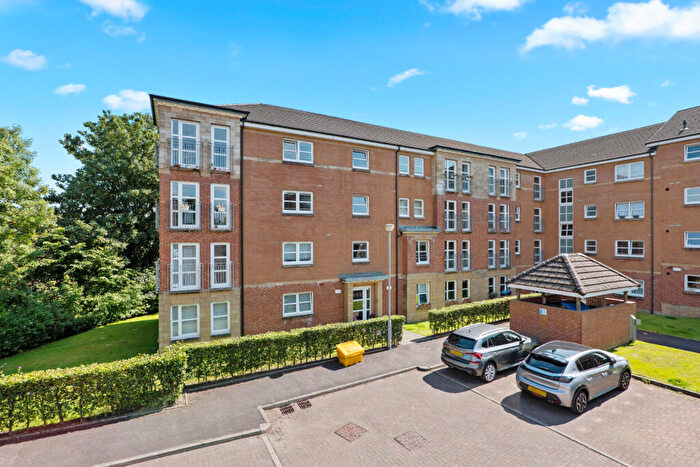 3 Bedroom Flat For Sale In /, St Helens Gardens, Langside, G41