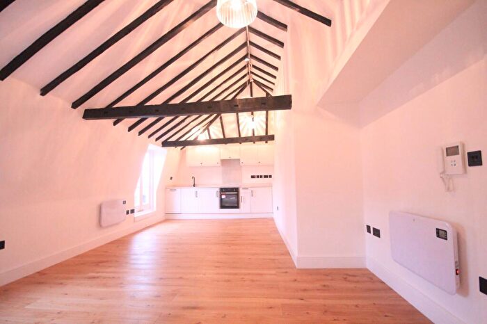 1 Bedroom Flat To Rent In Old House, Shenfield Road, Brentwood, Essex, CM15