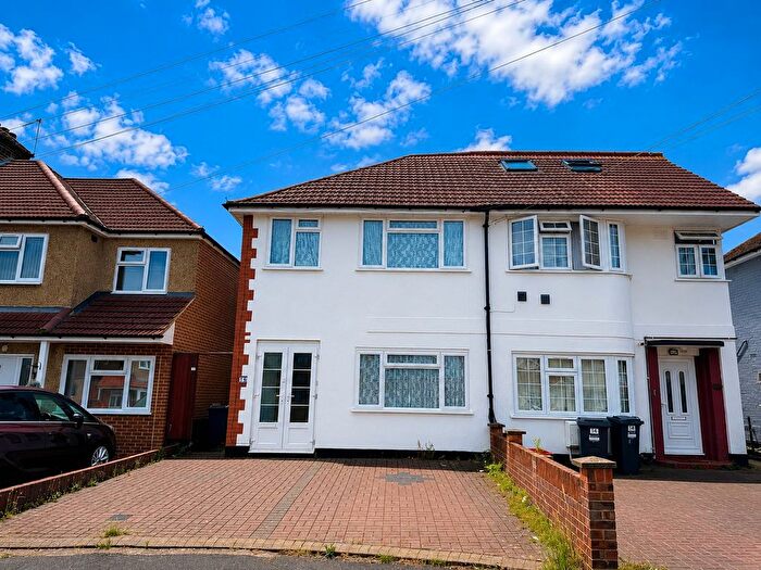 3 Bedroom Semi-Detached House For Sale In Baber Drive, Feltham, TW14