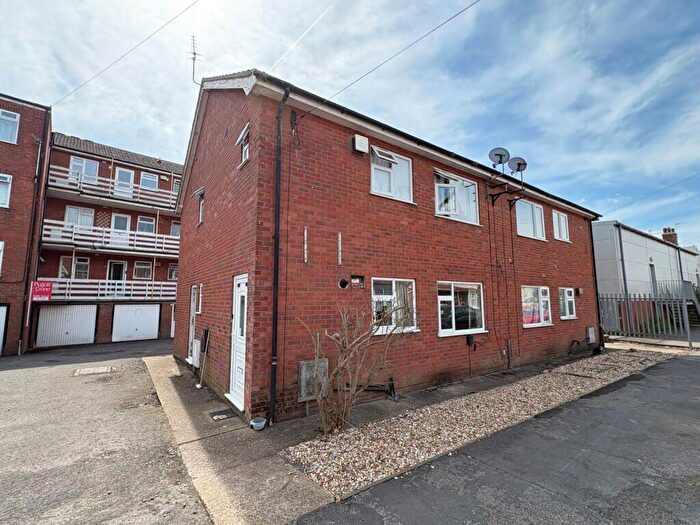 2 Bedroom Flat For Sale In Cavendish Road, Skegness, Lincolnshire, PE25