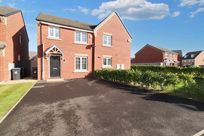3 Bedroom Semi-Detached House For Sale In Ravensgill Road, Hemlington, Middlesbrough, TS8