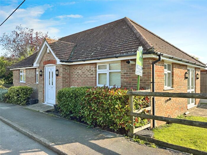 2 Bedroom Bungalow For Sale In Holness Road, Ash, Canterbury, Kent, CT3