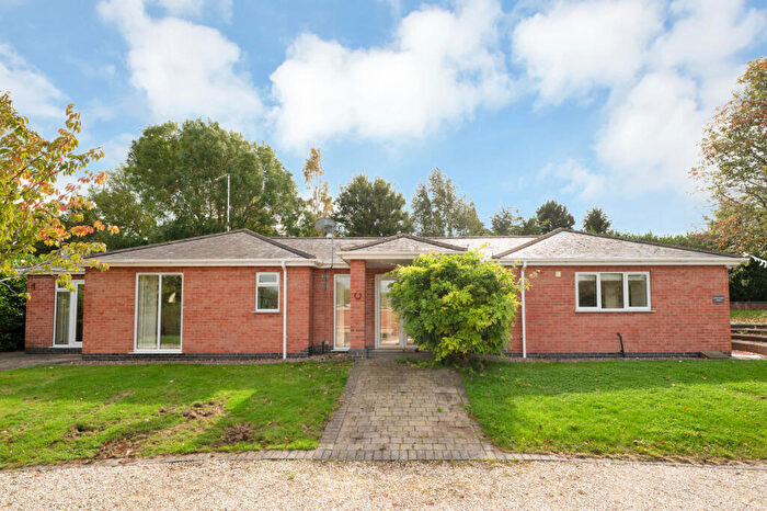 1 Bedroom Bungalow For Sale In Appletrees Barn, Flawforth Lane, Nottingham, NG11