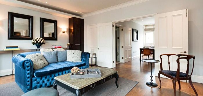 5 Bedroom Flat To Rent In North Audley Street, London, W1K