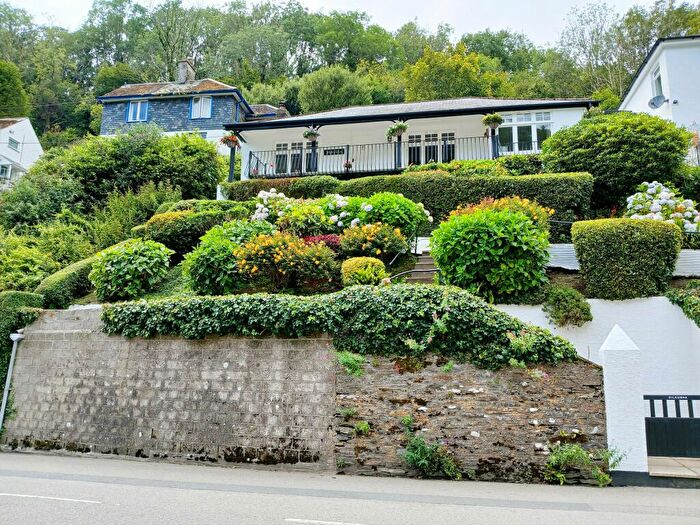 2 Bedroom Detached Bungalow For Sale In Dilkusha, The Coombes, Polperro, Cornwall, PL13