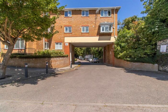 2 Bedroom Flat To Rent In St Stephens, Poplar Road, Broadstairs, CT10