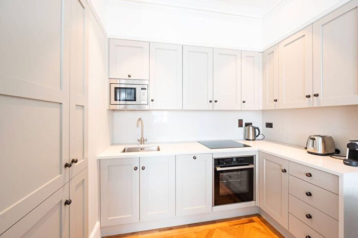 1 Bedroom Flat To Rent In Wimpole Street, Marylebone, London, W1G