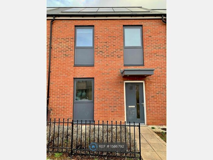 2 Bedroom Terraced House To Rent In Charlotte Avenue, Bicester, OX27