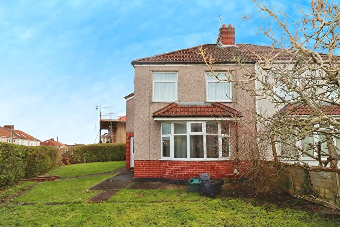 3 Bedroom Semi Detached House For Sale In Alexandra Gardens, Staple Hill, Bristol, BS16