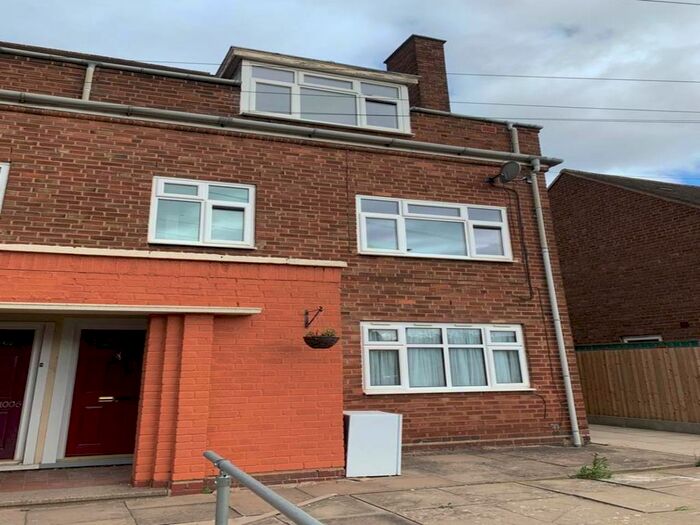 2 Bedroom Flat To Rent In Warwick Road, Acocks Green, Birmingham, B27