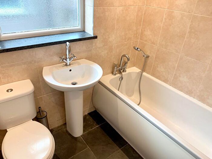 2 Bedroom House To Rent In Prospect Street, Lancaster, LA1