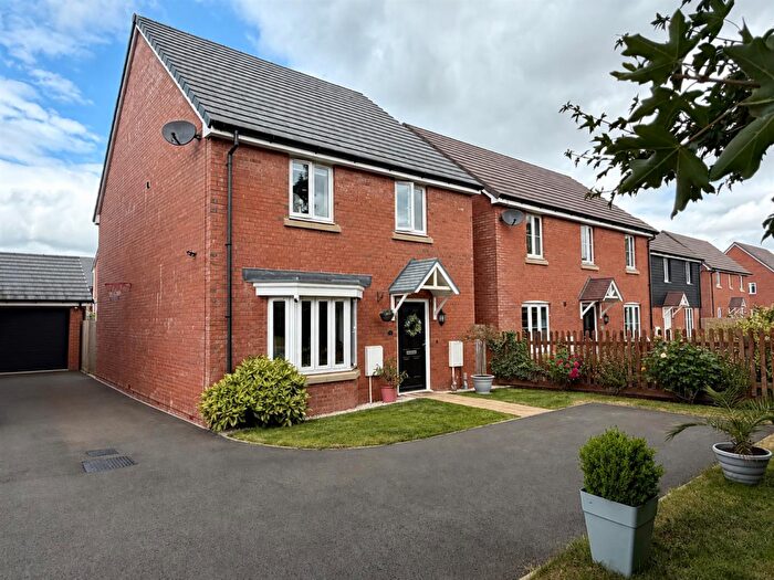 4 Bedroom Detached House For Sale In Hebridean Gardens, Kingstone, Hereford, HR2