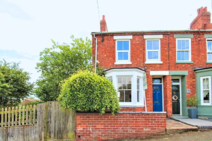 2 Bedroom End Of Terrace House To Rent In The Banks, Long Buckby, Northampton, NN6