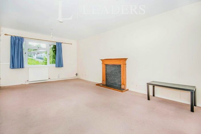 3 Bedroom Terraced House To Rent In Webster Avenue, Kenilworth, CV8