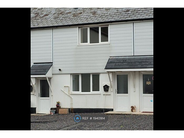 2 Bedroom Terraced House To Rent In Victoria Works, Chard, TA20