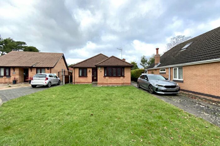 3 Bedroom Detached Bungalow For Sale In Ferndown, Great Coates, DN37