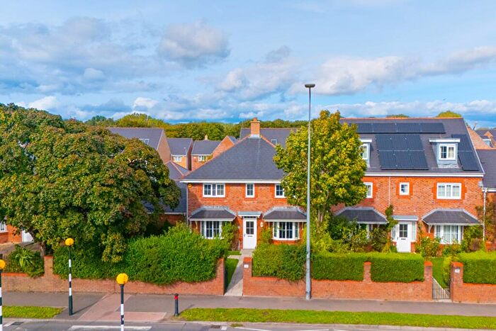 4 Bedroom Detached House For Sale In Colchester Avenue, Penylan, CF23